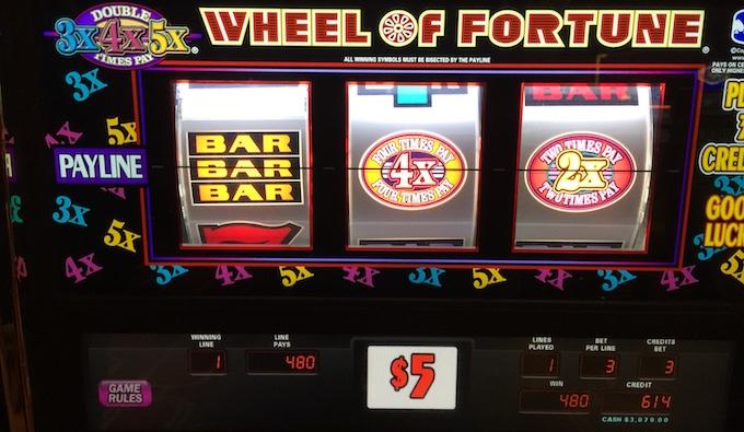 Trải nghiệm đánh bài trực tiếp casino với các bàn chơi hấp dẫn và phần thưởng lớn
